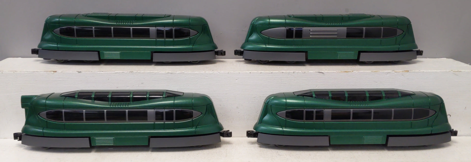 Lionel 6-25559 O Phantom IV Passenger Cars (Pack of 4)
