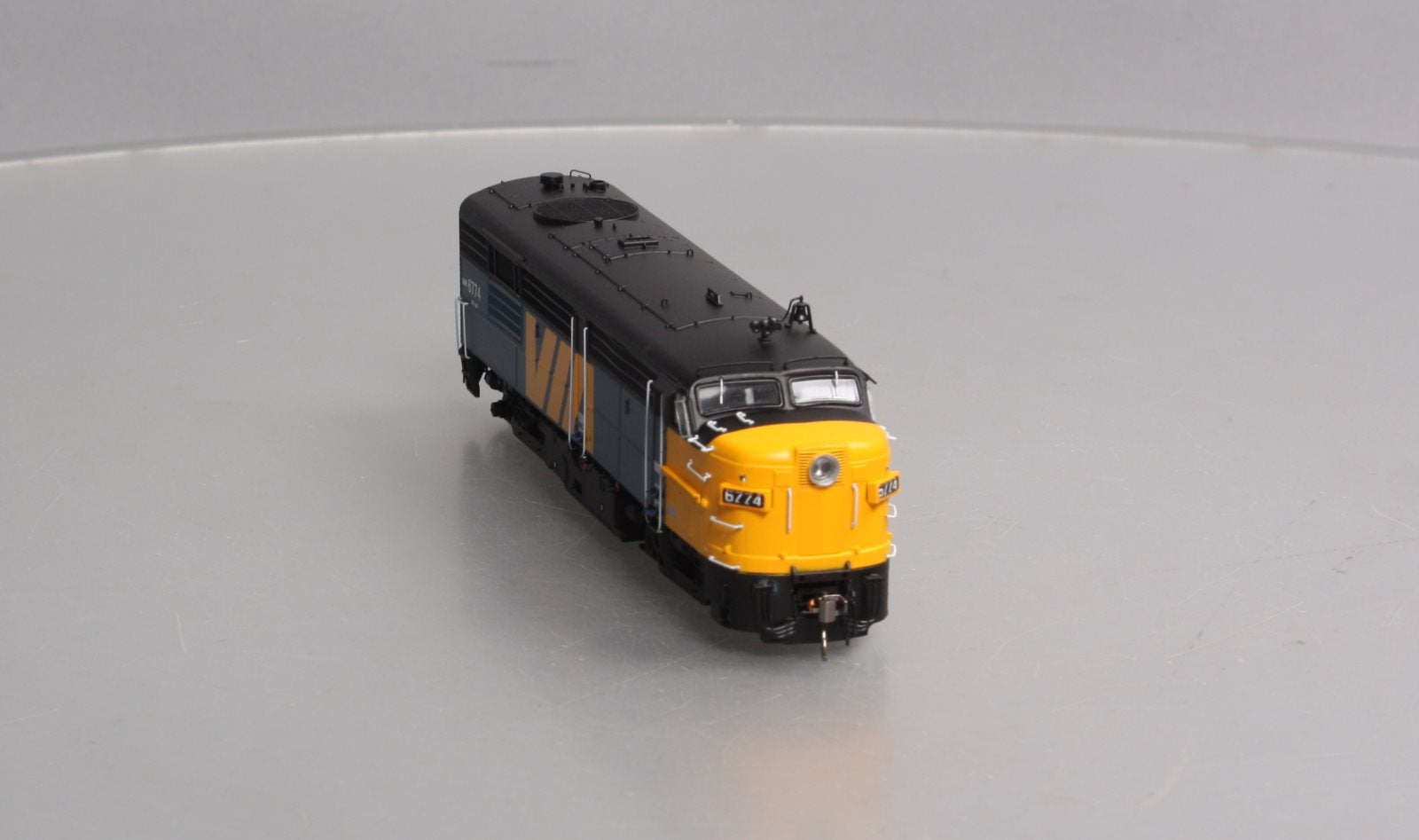 Rapido Trains 20519 HO VIA Rail Canada MLW FPA4 with Sound & DCC #6774