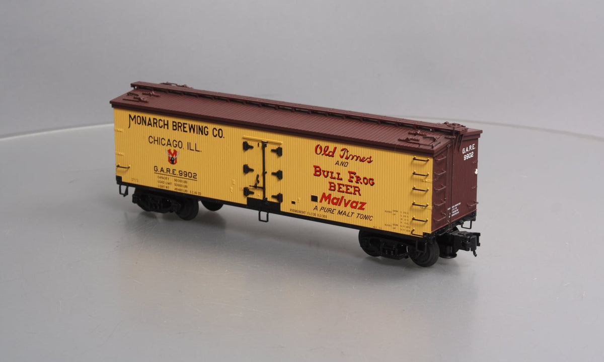 Atlas 8140-3 O Gauge Monarch Brewing Co. Reefer Car #9902 - 3 Rail NIB