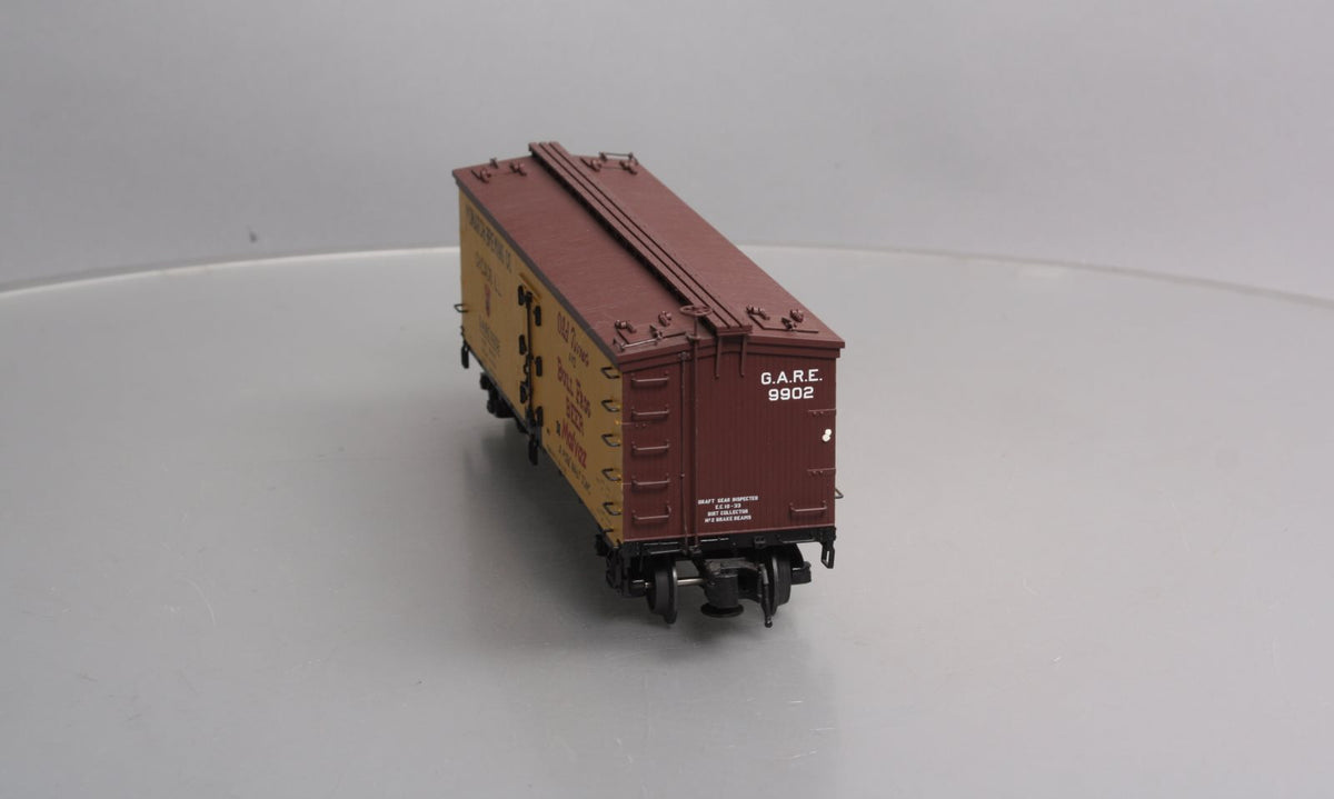 Atlas 8140-3 O Gauge Monarch Brewing Co. Reefer Car #9902 - 3 Rail NIB