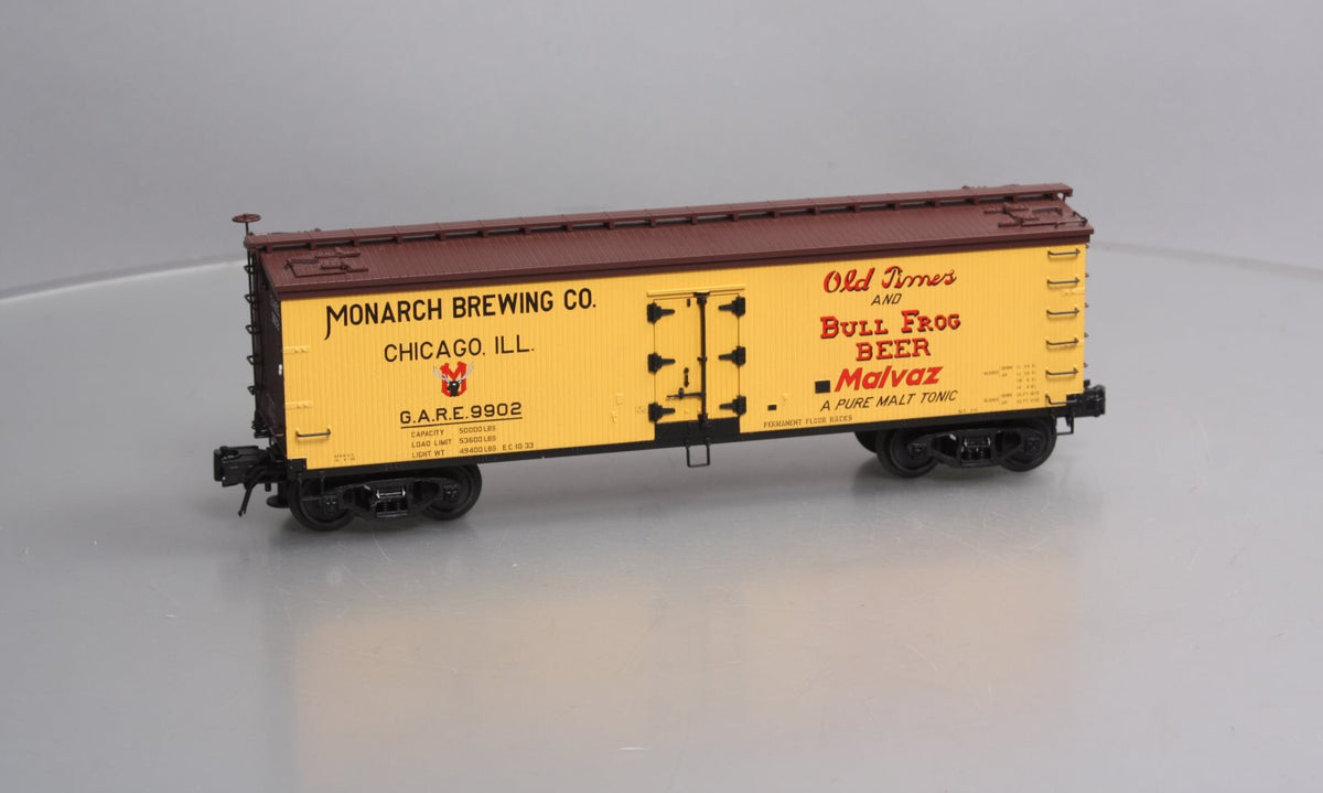 Atlas 8140-3 O Gauge Monarch Brewing Co. Reefer Car #9902 - 3 Rail NIB