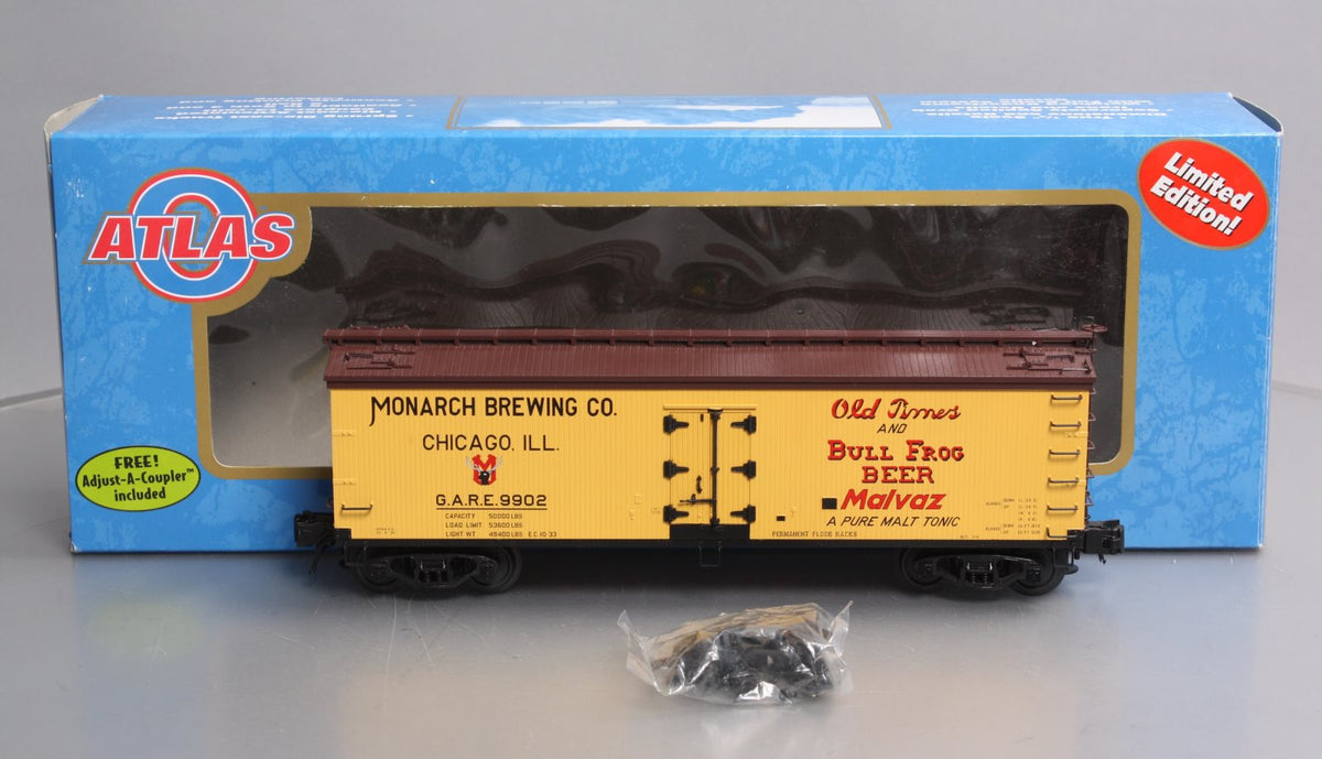 Atlas 8140-3 O Gauge Monarch Brewing Co. Reefer Car #9902 - 3 Rail NIB