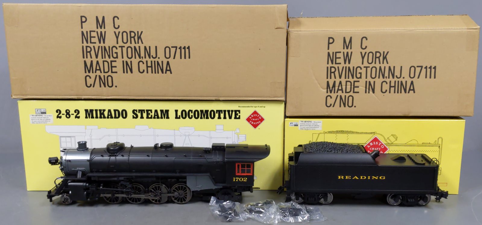 Aristo-Craft 21514 G Reading 2-8-2 Mikado Steam Locomotive & Tender #1710