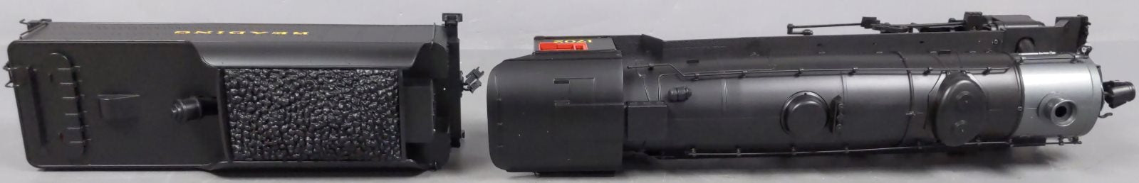 Aristo-Craft 21514 G Reading 2-8-2 Mikado Steam Locomotive & Tender #1710