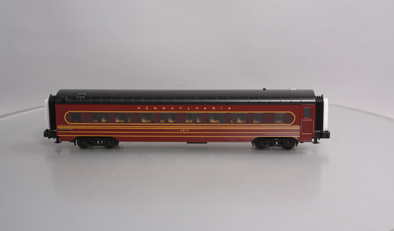 MTH 30-67298 O Pennsylvania 60' Streamlined ABS Passenger Coach #4019 NIB
