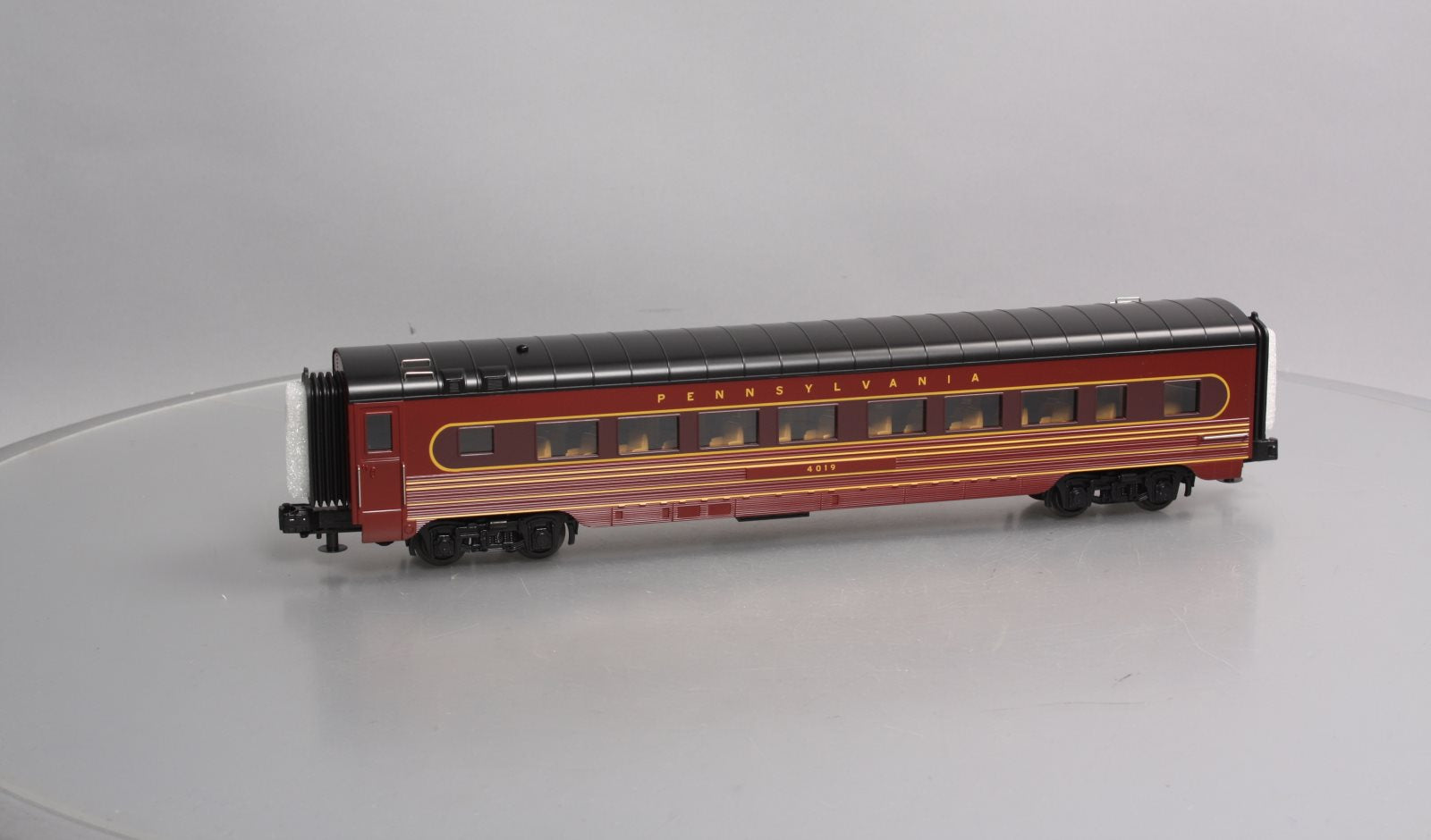 MTH 30-67298 O Pennsylvania 60' Streamlined ABS Passenger Coach #4019 NIB