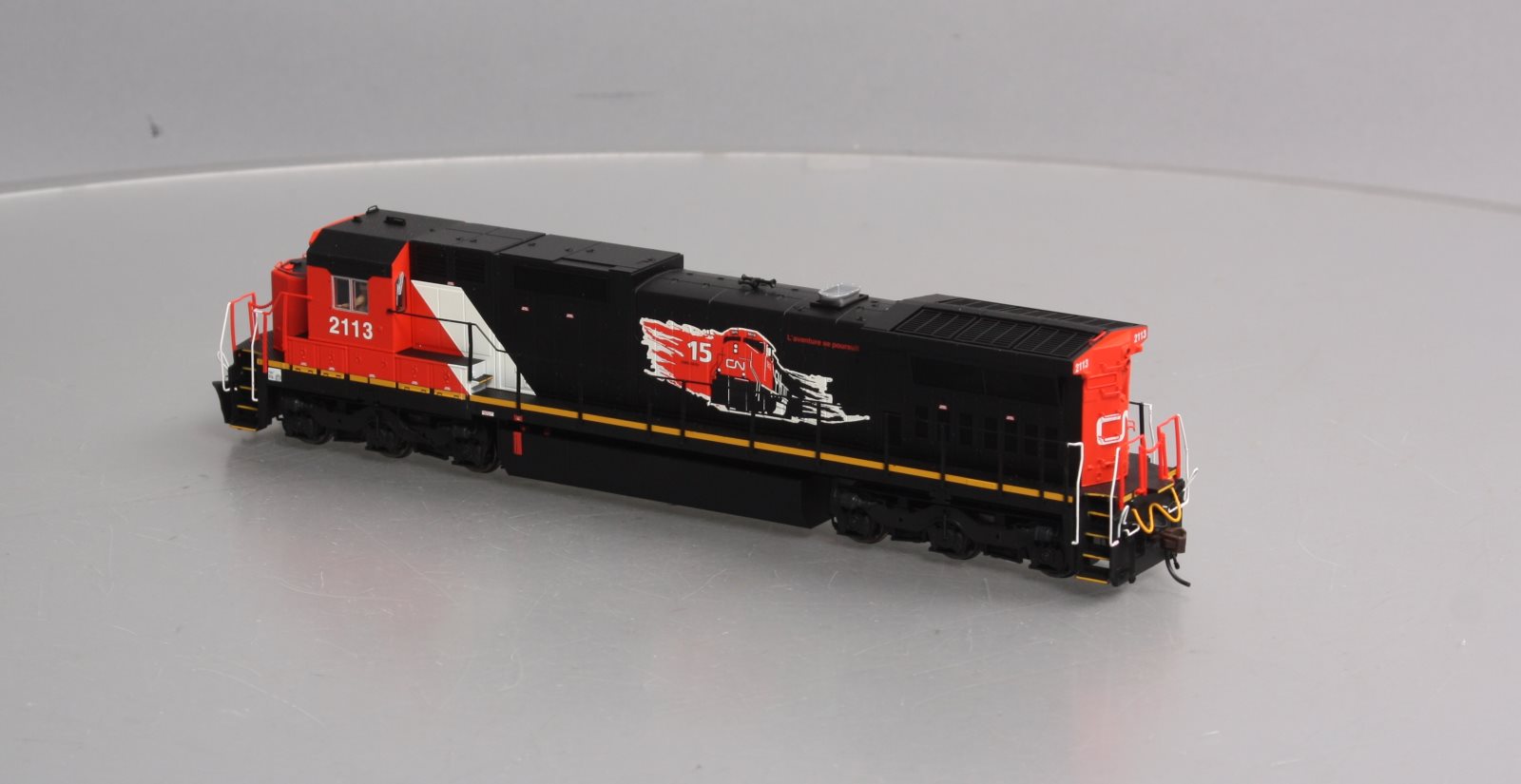 Atlas 10001226 HO CN Dash 8-40C Diesel Locomotive #2113