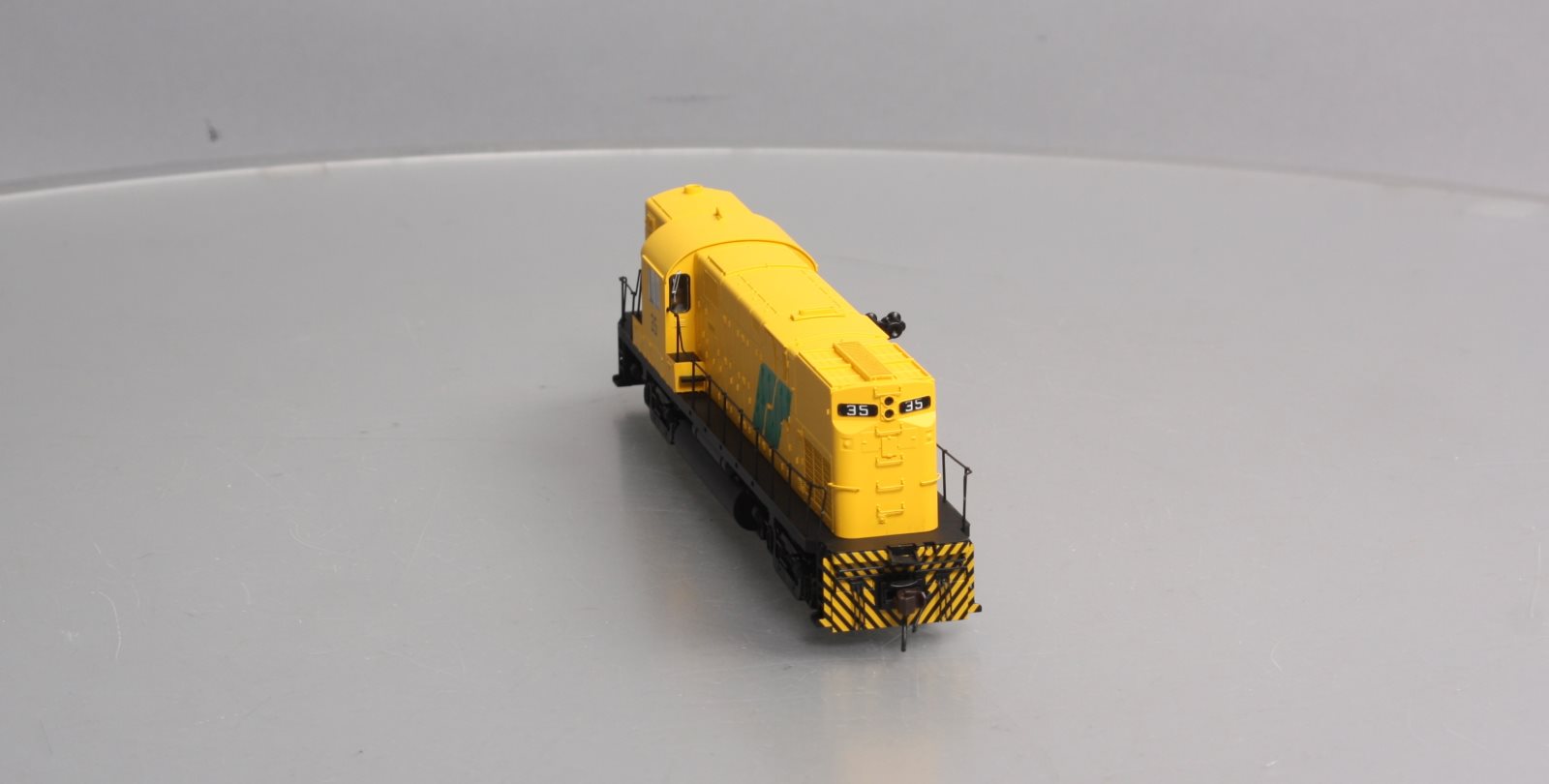 Atlas 10001125 HO Roberval & Saguenay C420 Ph.1 Diesel Locomotive #35