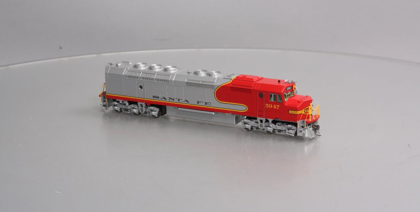 Athearn G67642 HO Santa Fe/Passenger FP45 Diesel Locomotive #5947 w/DCC/Sound
