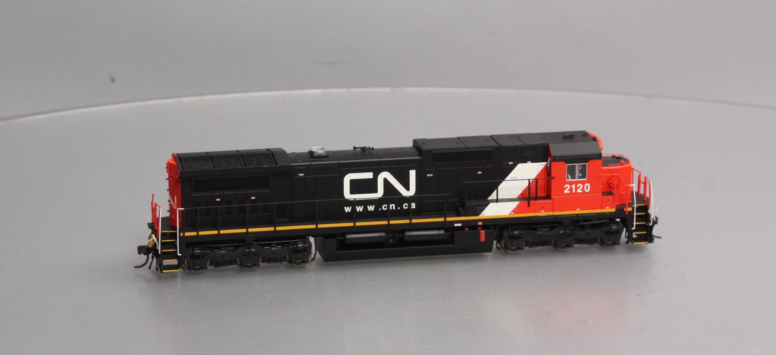 Atlas 10001224 HO Canadian National Dash 8-40C Diesel Locomotive #2120