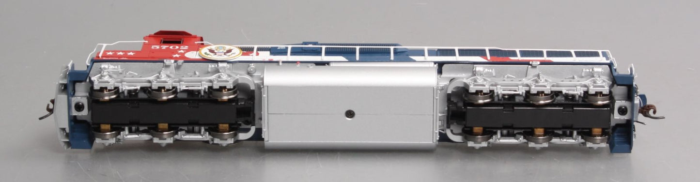 Athearn G67225 HO Santa Fe Bicentennial SD45-2 Diesel Loco #5702 w/DCC/Sound
