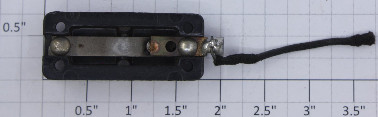 Lionel 1041-32 Black 60 Watt Circuit Breaker