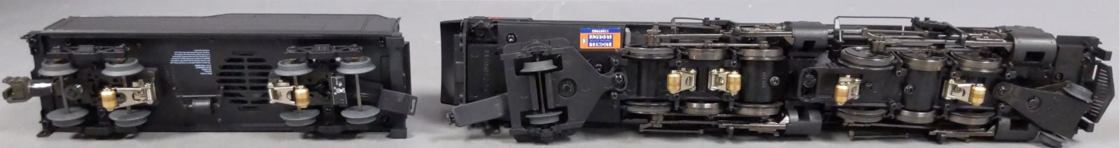 Lionel 2431230 O Norfolk & Western 2-6-6-2 Steam Loco & Tender #1303 w Legacy