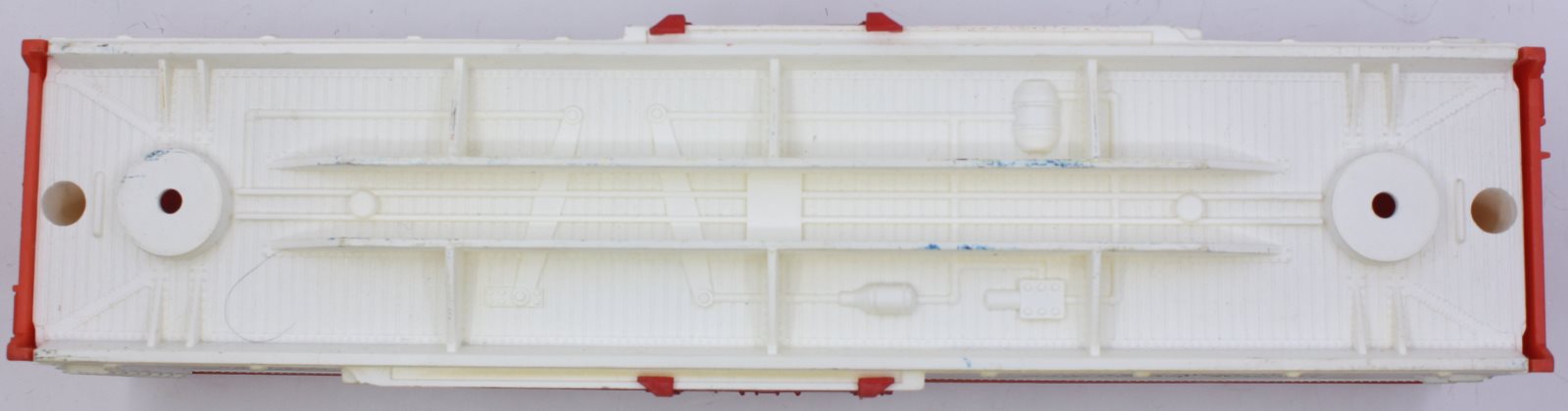 Lionel 19506-1 Thomas Newcomen Inventor Reefer Shell with Door