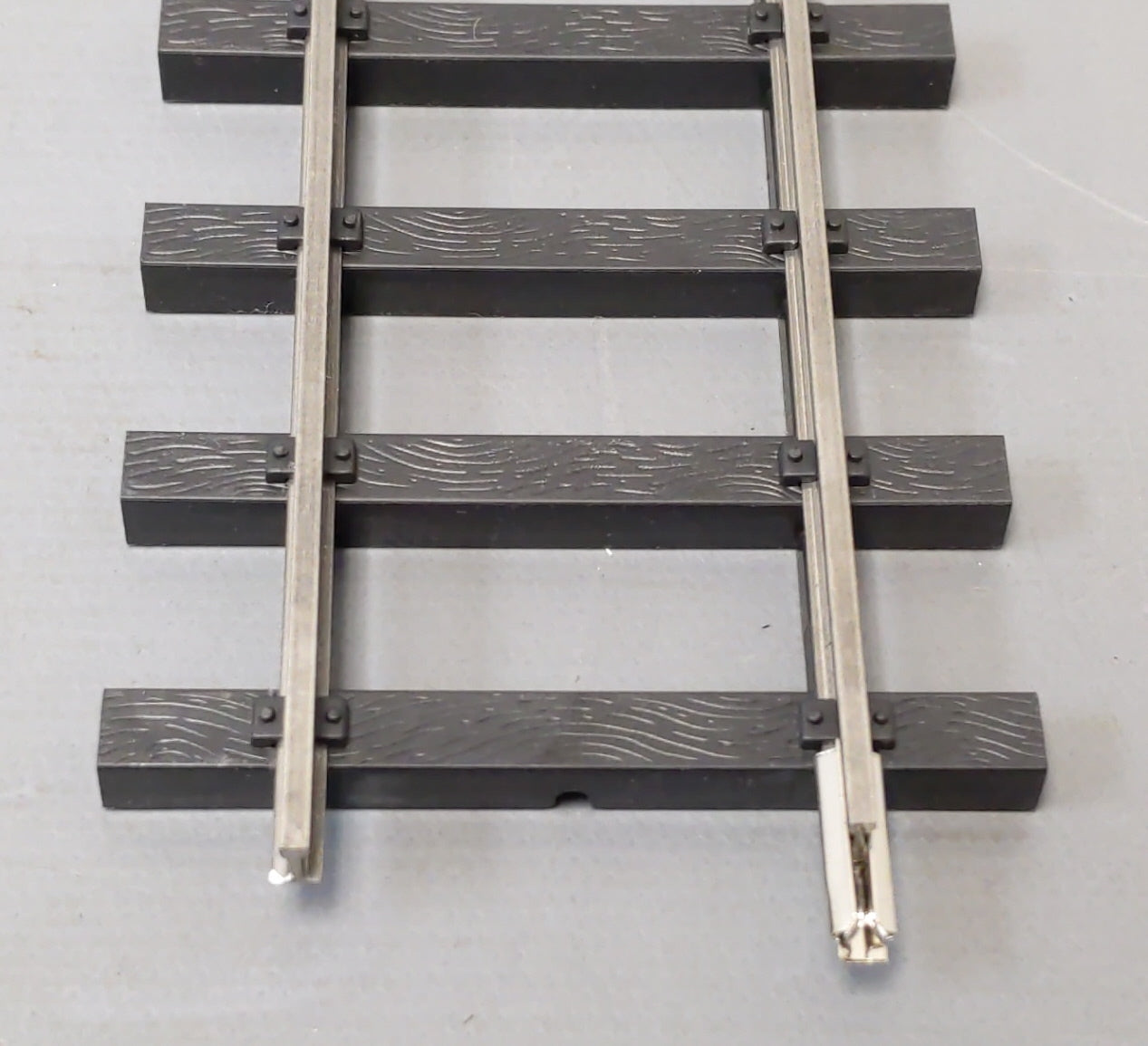 ETS O Scale 2-Rail 9.5" Straight Track Sections [11] EX