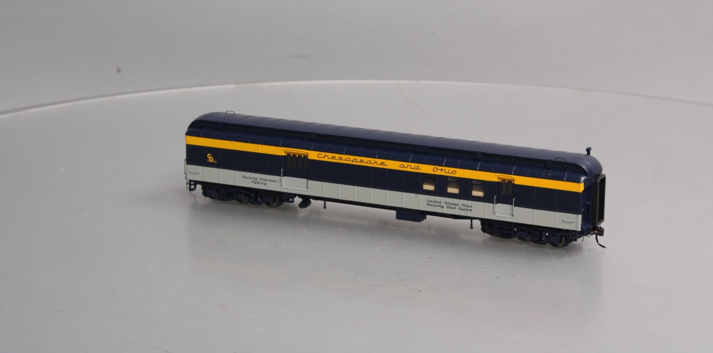 Walthers 920-9500 C&O 'George Washington' Heavyweight RPO Baggage Car
