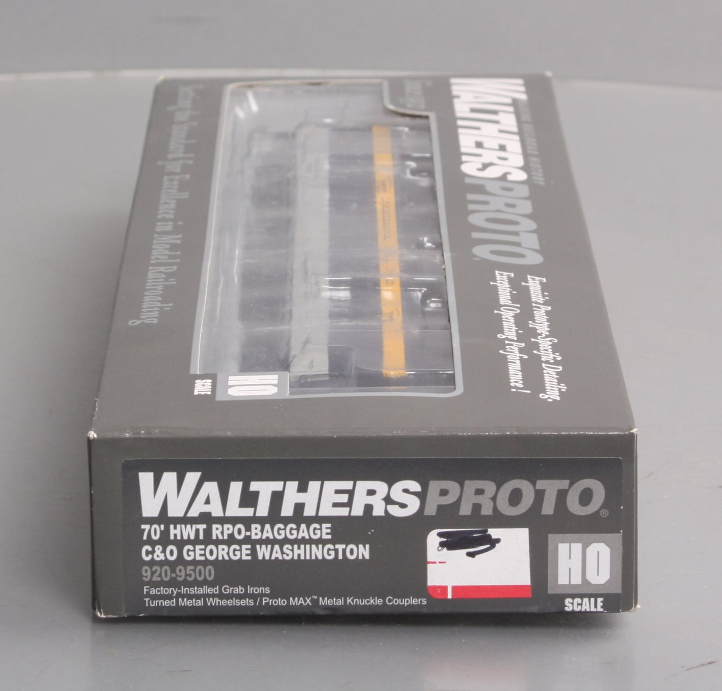 Walthers 920-9500 C&O 'George Washington' Heavyweight RPO Baggage Car