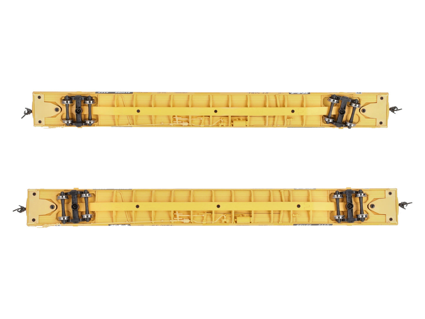 Walthers 932-240327 HO KTTX Gold Bethlehem 89'4" Flush Deck Flatcar (Set of 2)