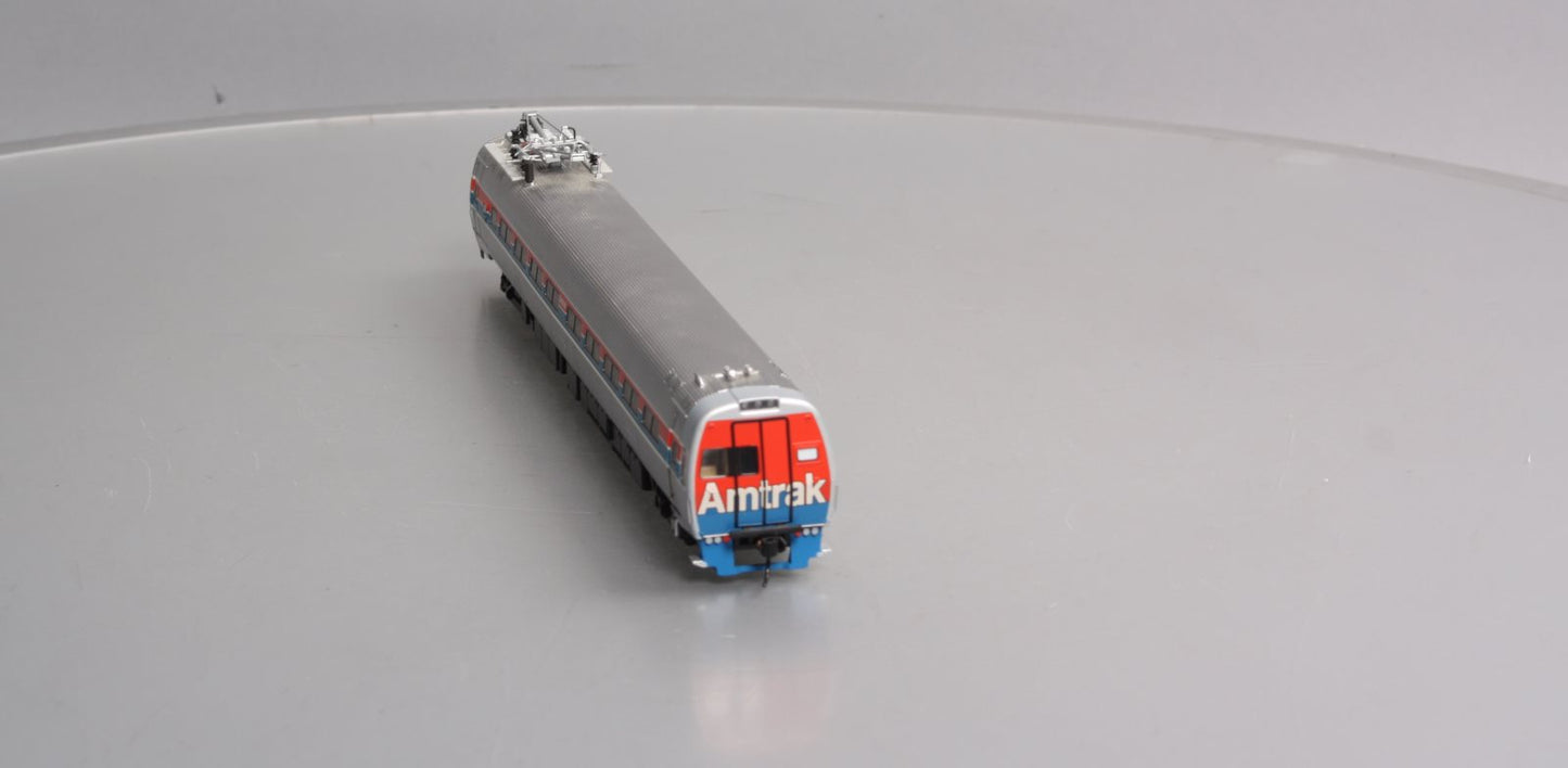 Walthers 920-14842 HO Amtrak Budd Metroliner Electric Multiple Unit Coach w/ DCC