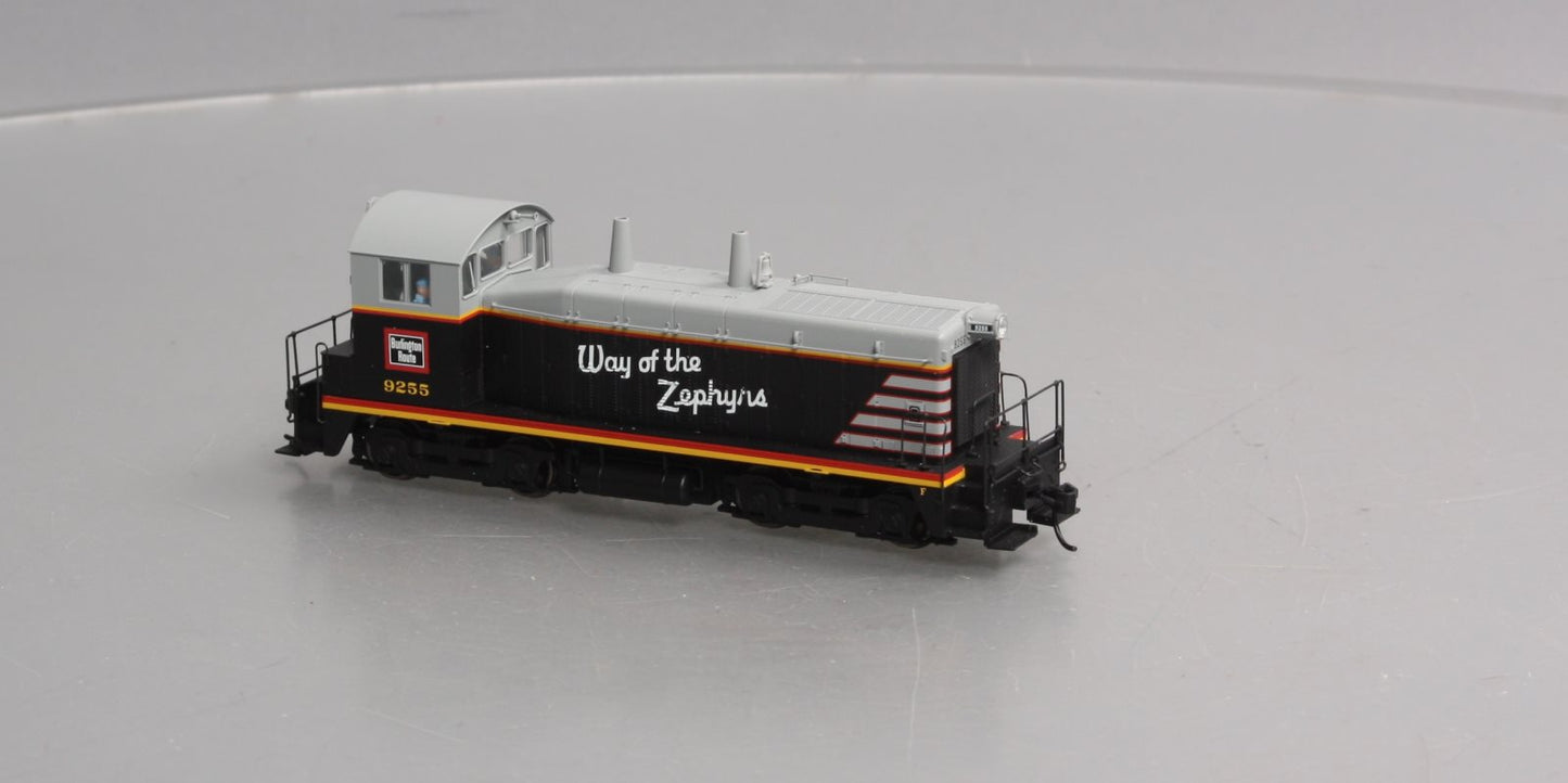 Walthers 910-20653 HO CB&Q EMD SW7 Diesel Locomotive with ESU Sound & DCC #9255
