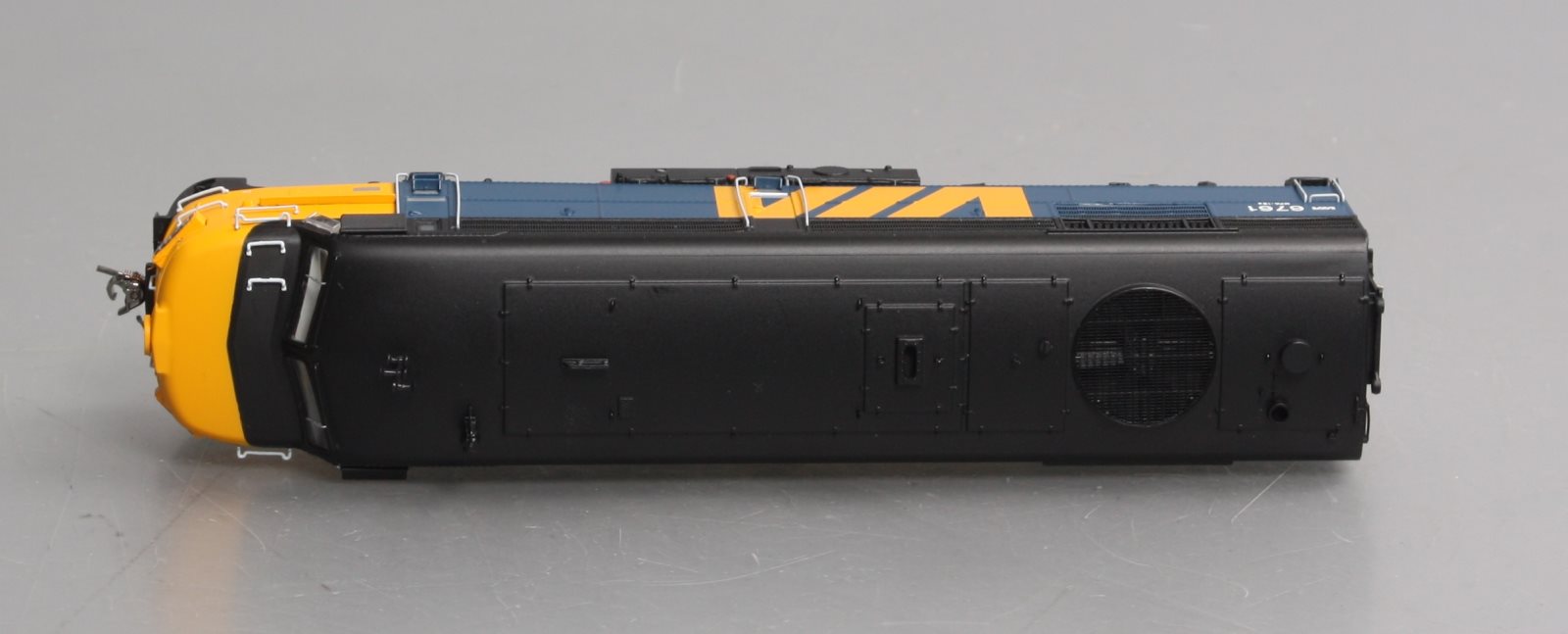 Rapido Trains 20517 HO VIA Rail Canada FPA-4 Diesel Locomotive #6761