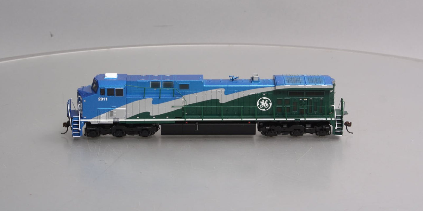 Athearn 78978 HO RTR GE AC4400 Diesel Locomotive #2011