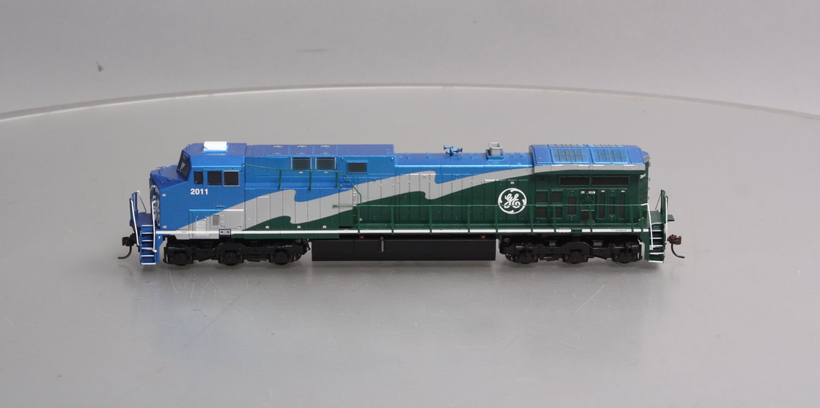 Athearn 78978 HO RTR GE AC4400 Diesel Locomotive #2011