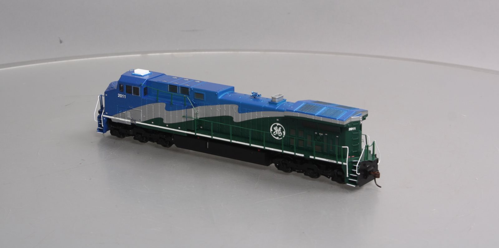 Athearn 78978 HO RTR GE AC4400 Diesel Locomotive #2011