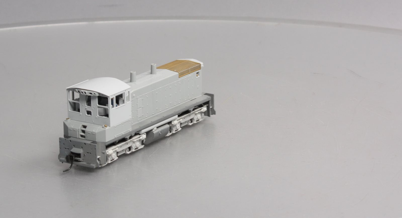 Broadway Limited 3344 (P844) HO Unpainted EMD SW1500 Diesel Engine w/ DCC & SND