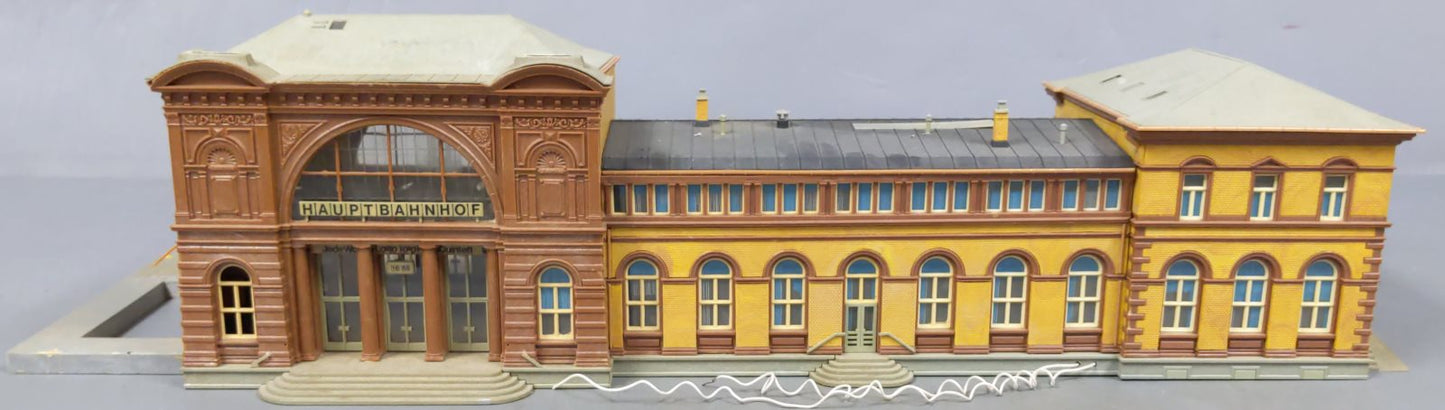 Kibri 39373 HO Scale Bonn Train Station VG