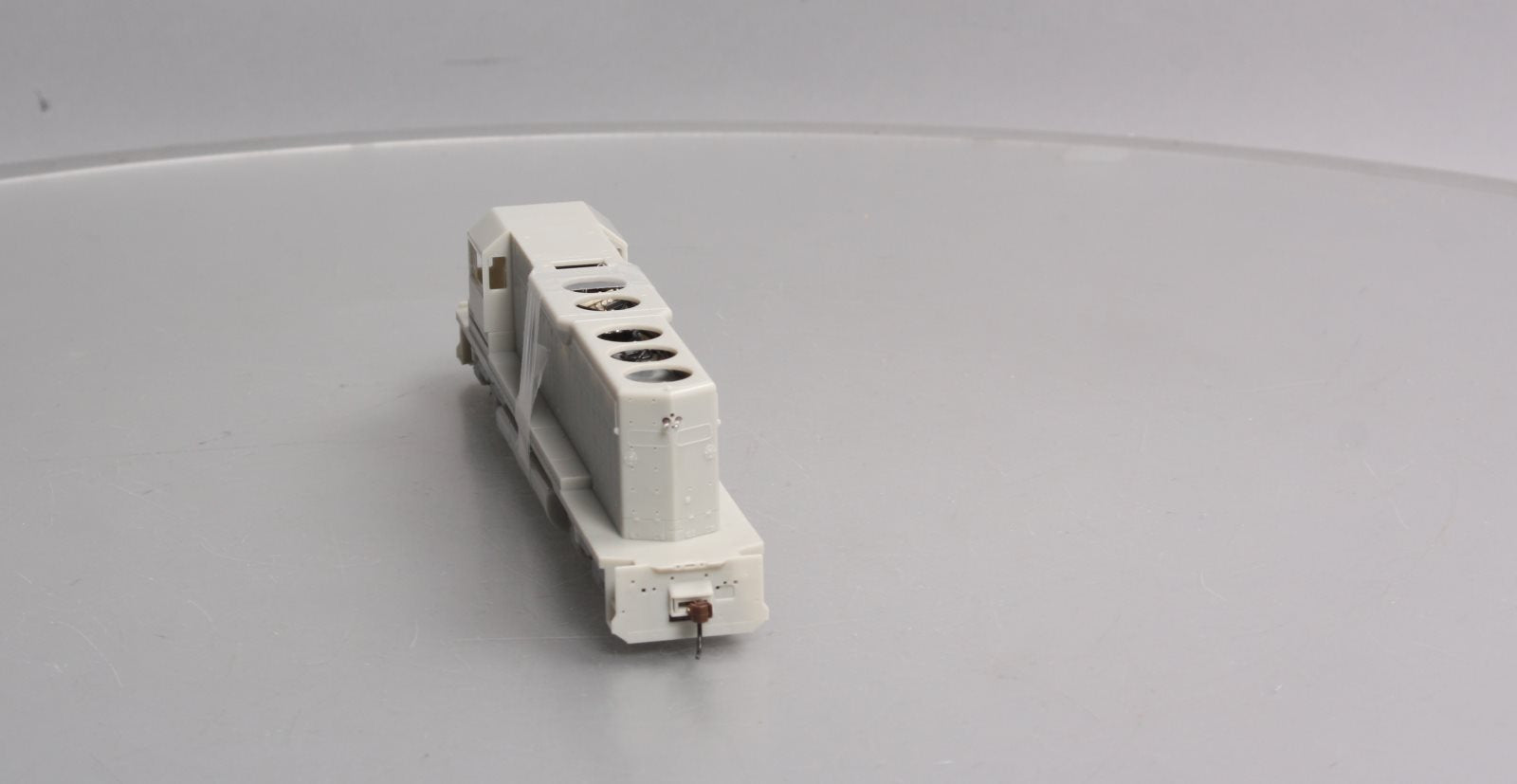 Athearn 98724 HO Undecorated SD40 Diesel Locomotive