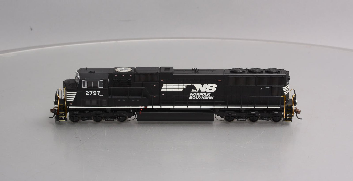 Athearn G69256 HO Norfolk Southern/Ex-NYS&W SD70M Diesel Locomotive #2797