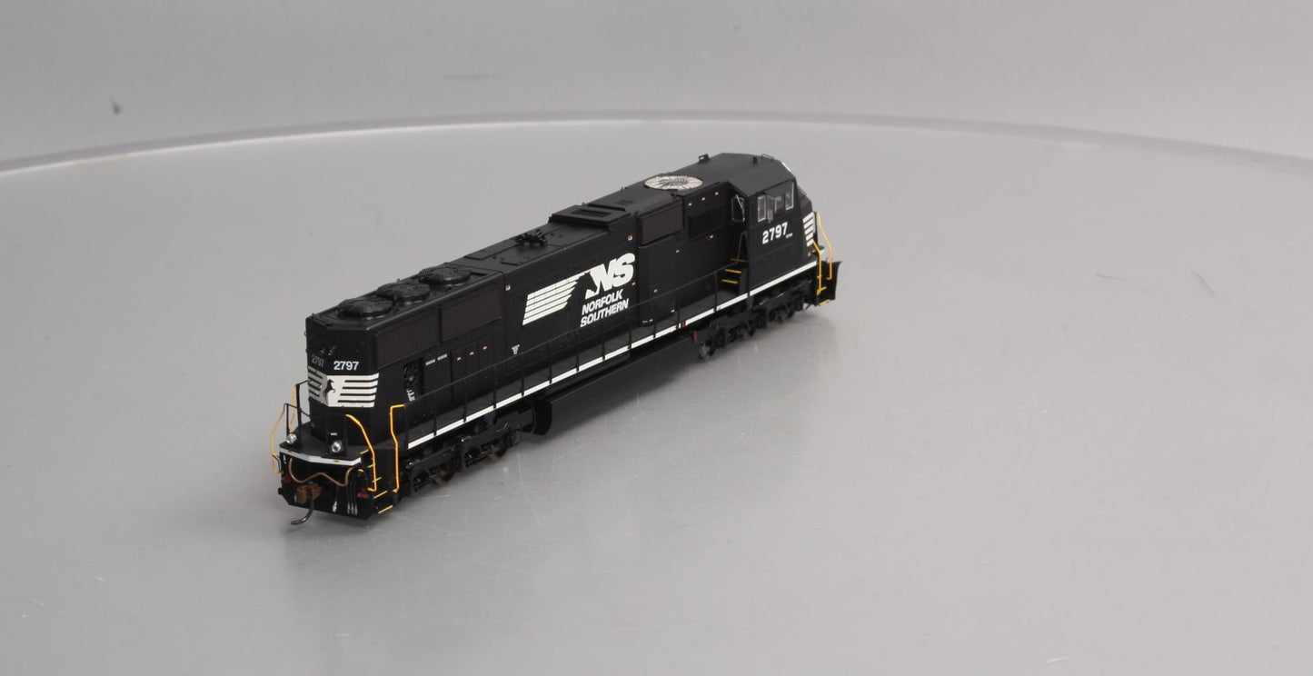 Athearn G69256 HO Norfolk Southern/Ex-NYS&W SD70M Diesel Locomotive #2797