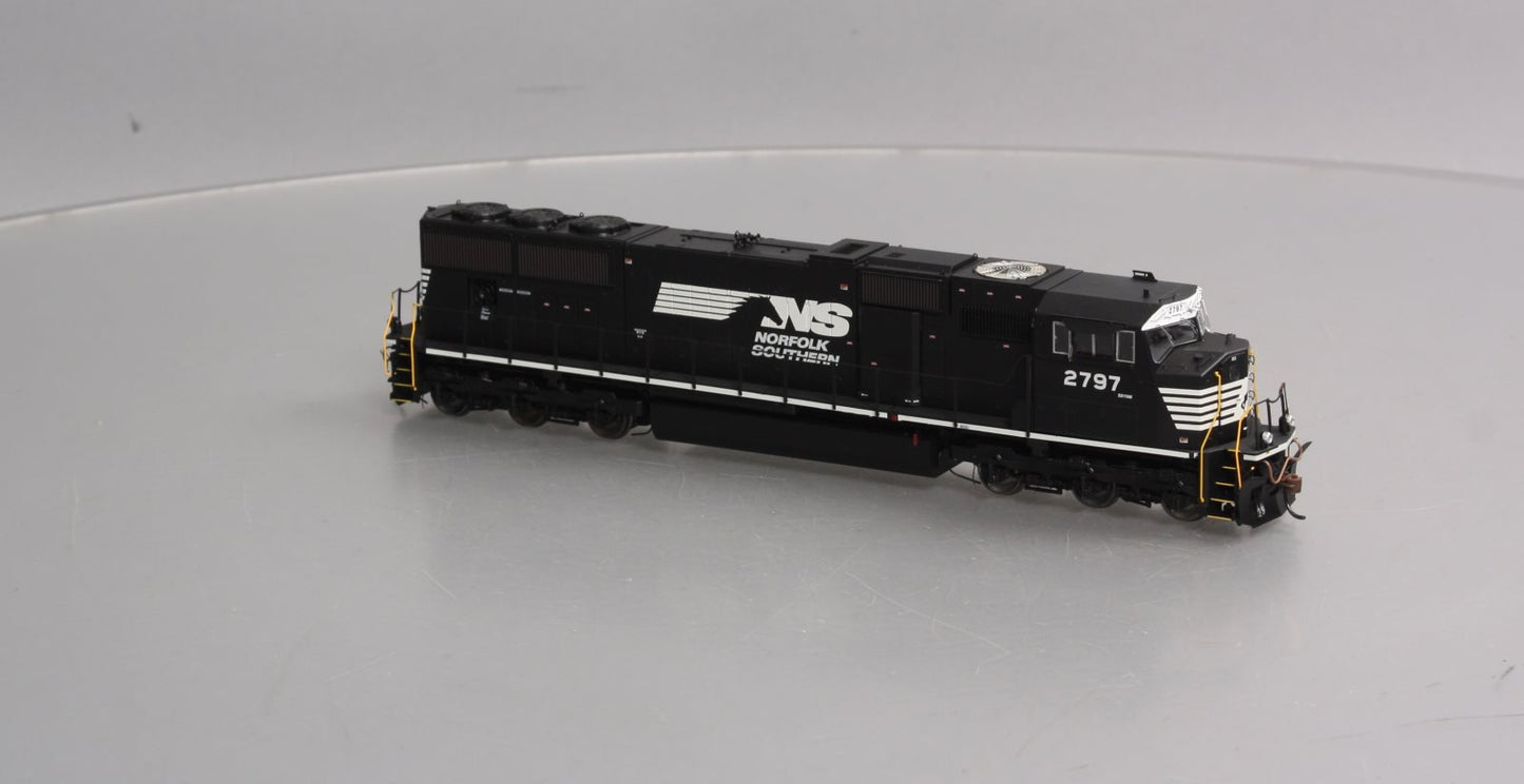 Athearn G69256 HO Norfolk Southern/Ex-NYS&W SD70M Diesel Locomotive #2797