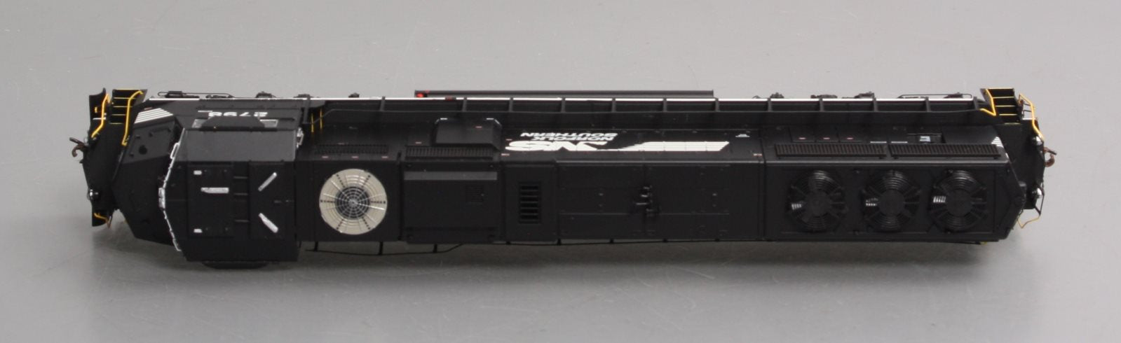Athearn G69257 HO Norfolk Southern/Ex-NYS&W SD70M Diesel Locomotive #2798