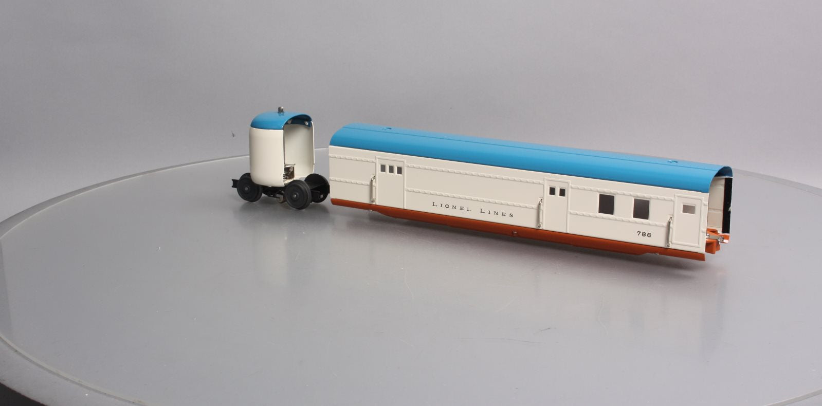 Lionel 11-80011 O GAUGE STREAMLINED ARTICULATE LIONEL ARCHIVES ORG/RED