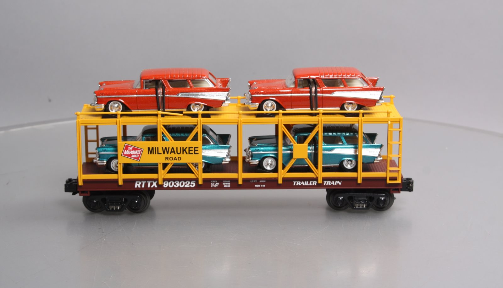 MTH 30-76096 O Milwaukee Rd Auto Carrier w/Nomads LN/Box