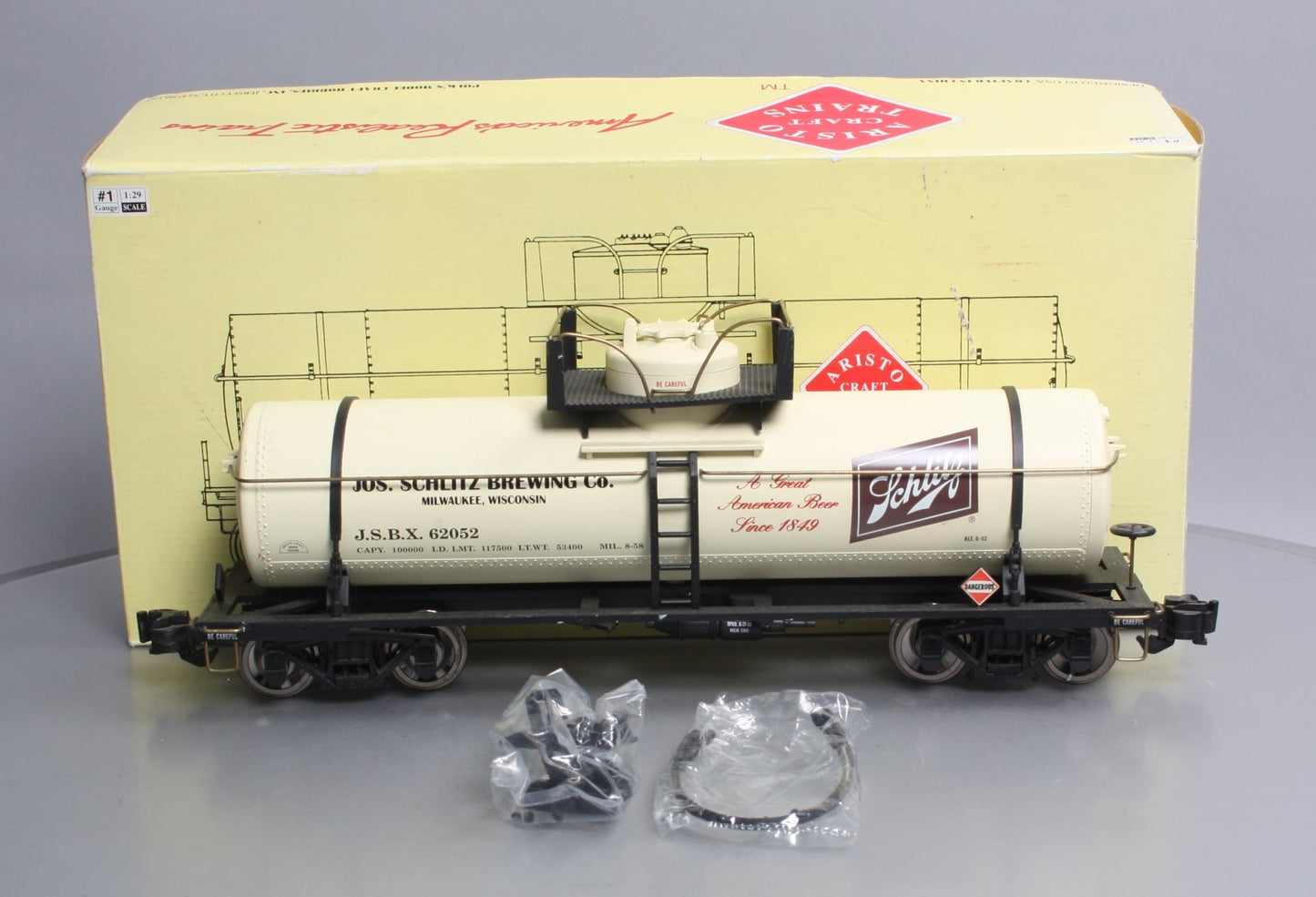 Aristo-Craft 41328 G Scale Schlitz Beer Tank Car NIB