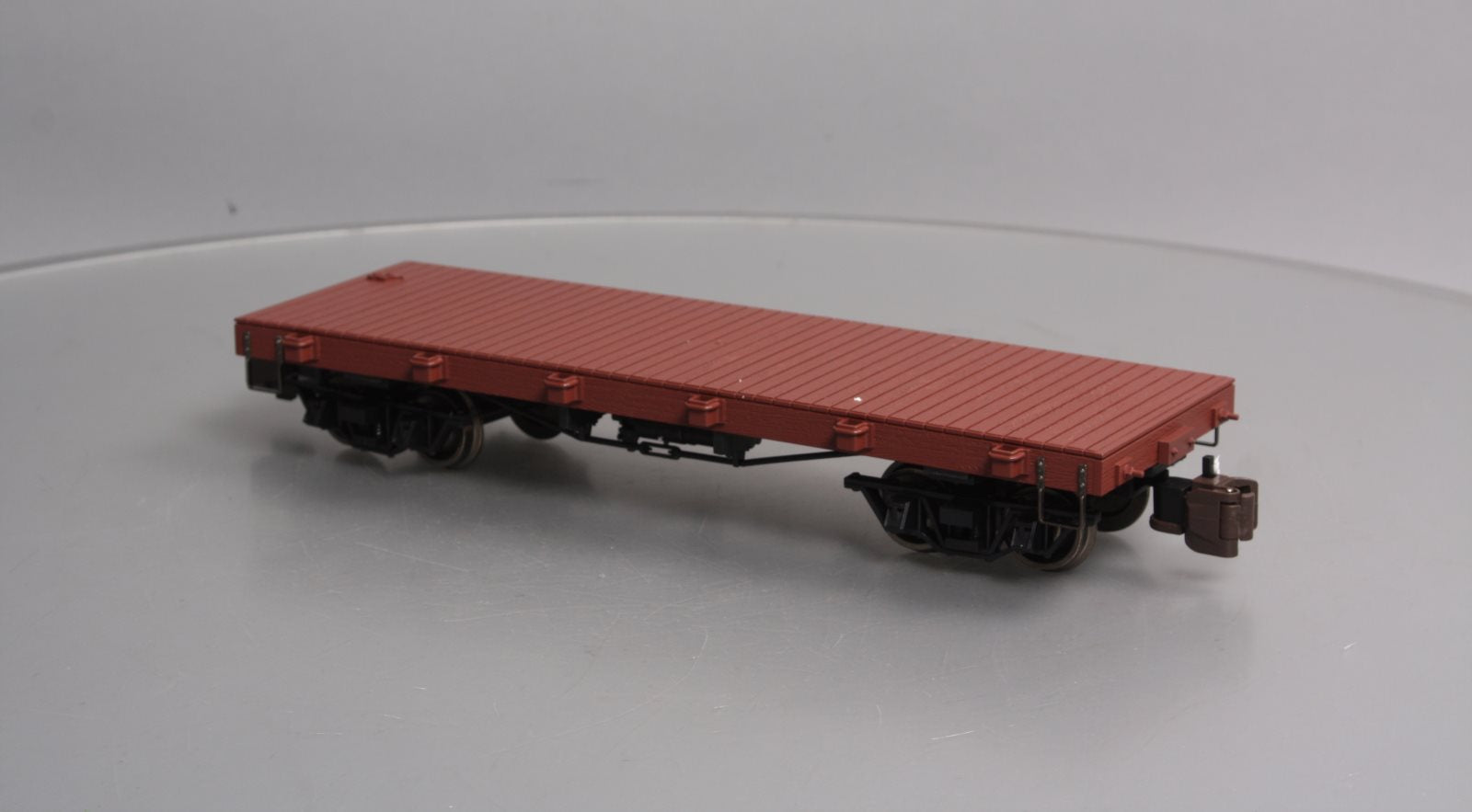 Bachmann 95670 Undecorated 20' Flatcar - Metal Wheels