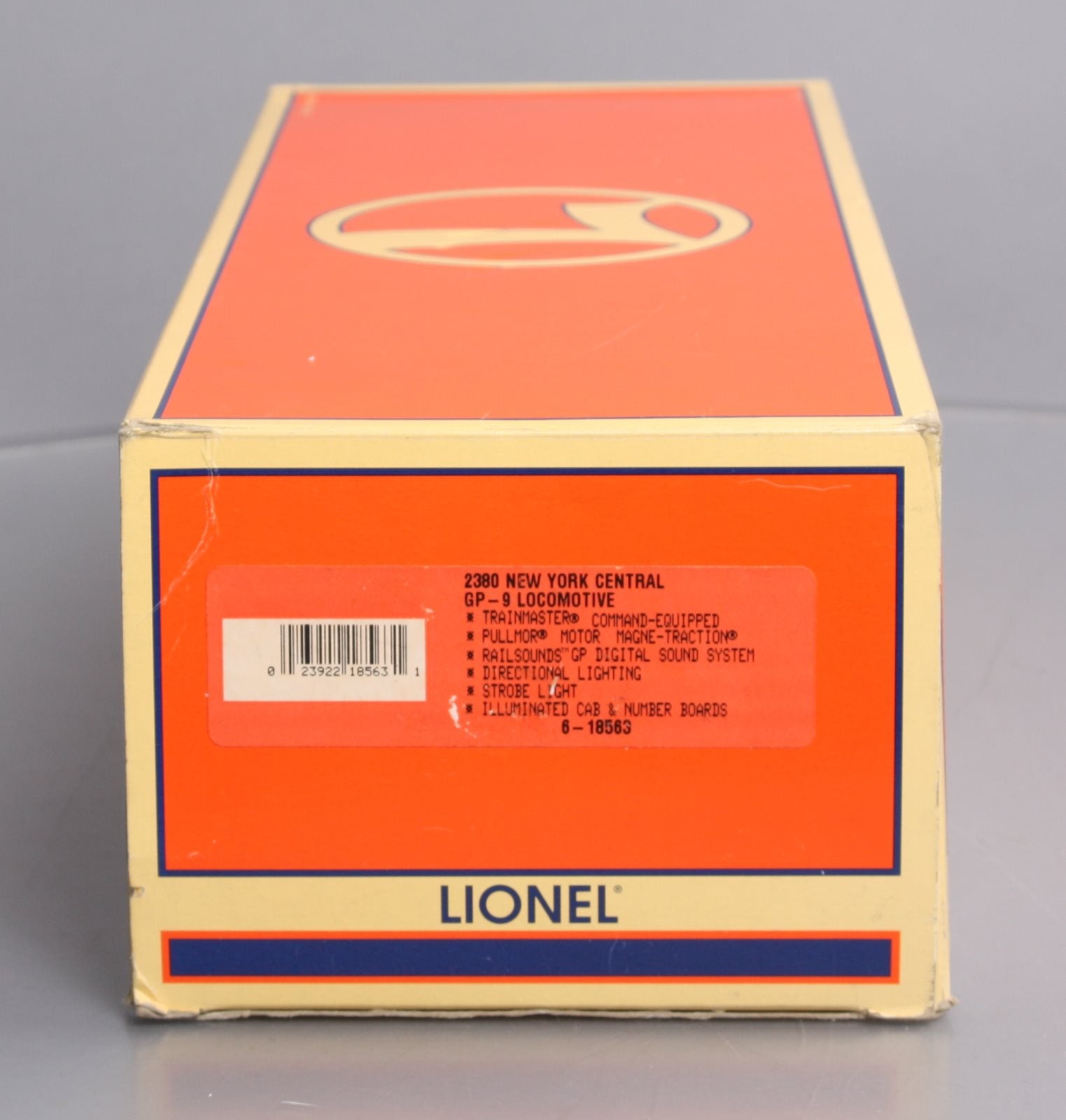 Lionel 6-11864 O Gauge New York Central GP-9 Diesel Locomotive #2383 NIB