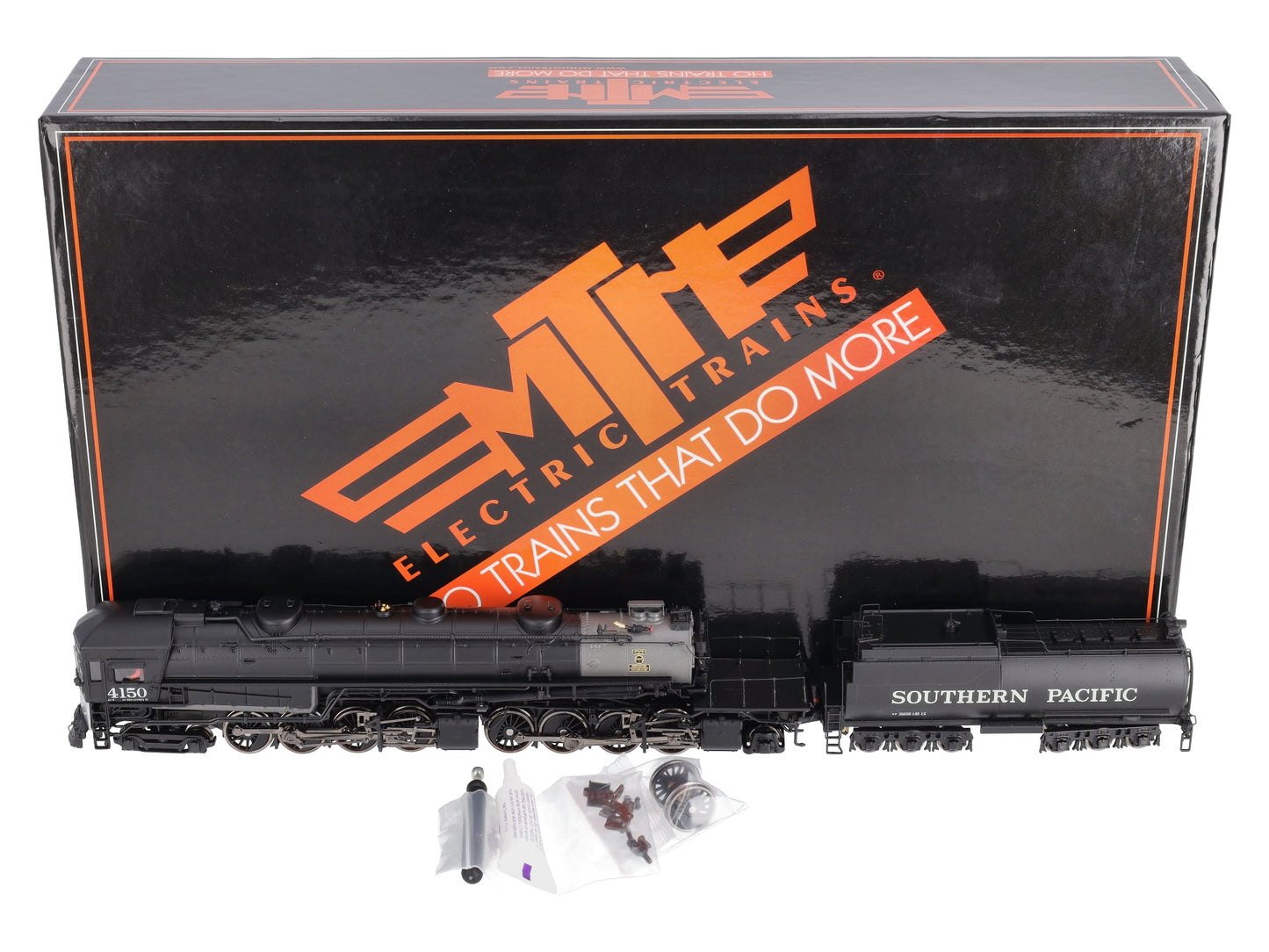MTH 80-3183-1 HO Southern Pacific 4-8-8-2 AC-6 Cab Forward w/ P-S 3.0 AC-8 Cab