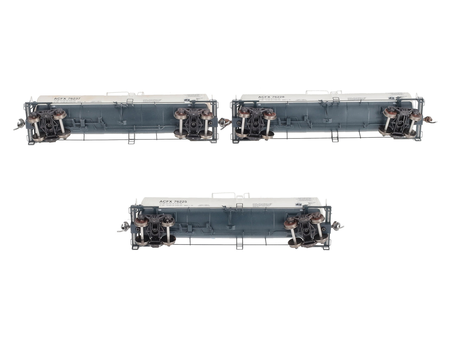 Athearn 16674 HO ACFX Ready-to-Run 16,000-Gallon Tank #2 (Pack of 3)