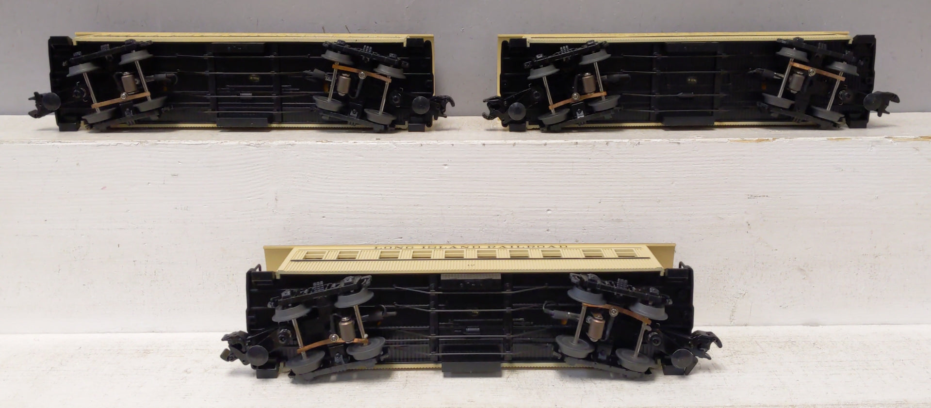MTH 30-6440 O LIRR Overton Passenger Coach Set (3-Pack)