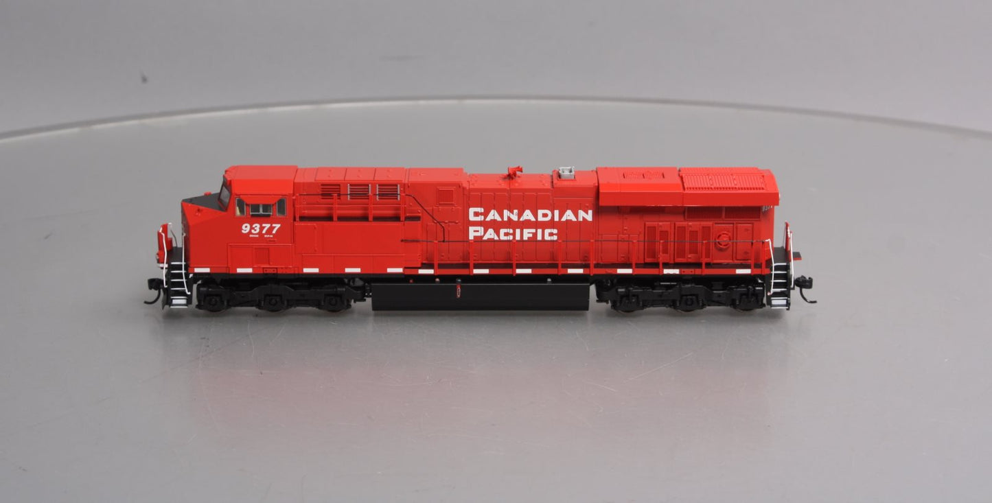 Walthers 910-20191 HO Canadian Pacific GE ES44 Diesel Loco Sound & DCC #9377