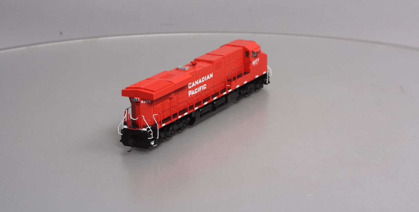 Walthers 910-20191 HO Canadian Pacific GE ES44 Diesel Loco Sound & DCC #9377