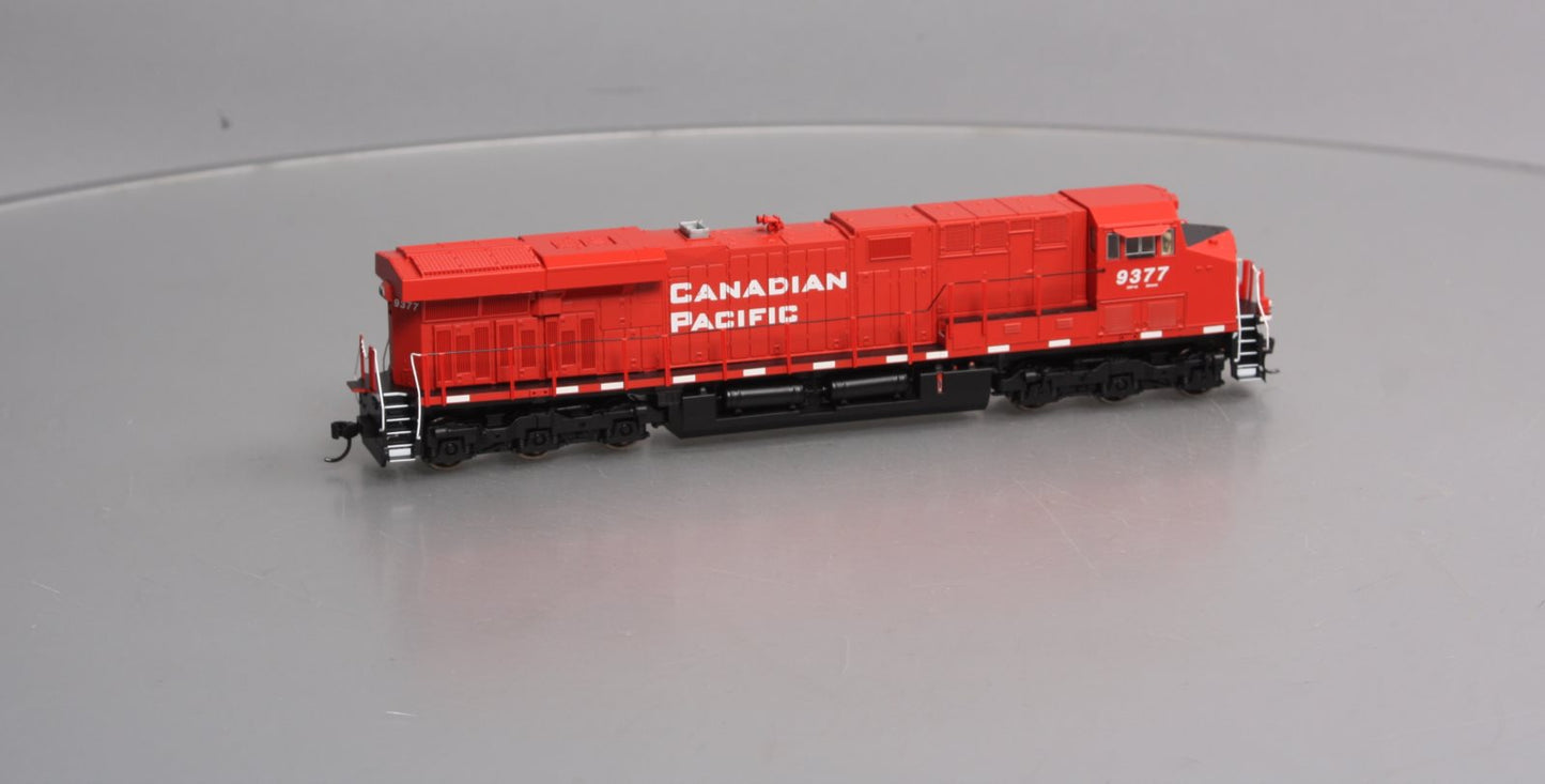 Walthers 910-20191 HO Canadian Pacific GE ES44 Diesel Loco Sound & DCC #9377