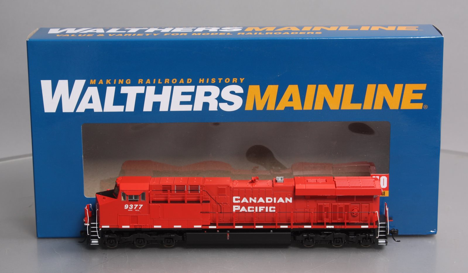 Walthers 910-20191 HO Canadian Pacific GE ES44 Diesel Loco Sound & DCC #9377