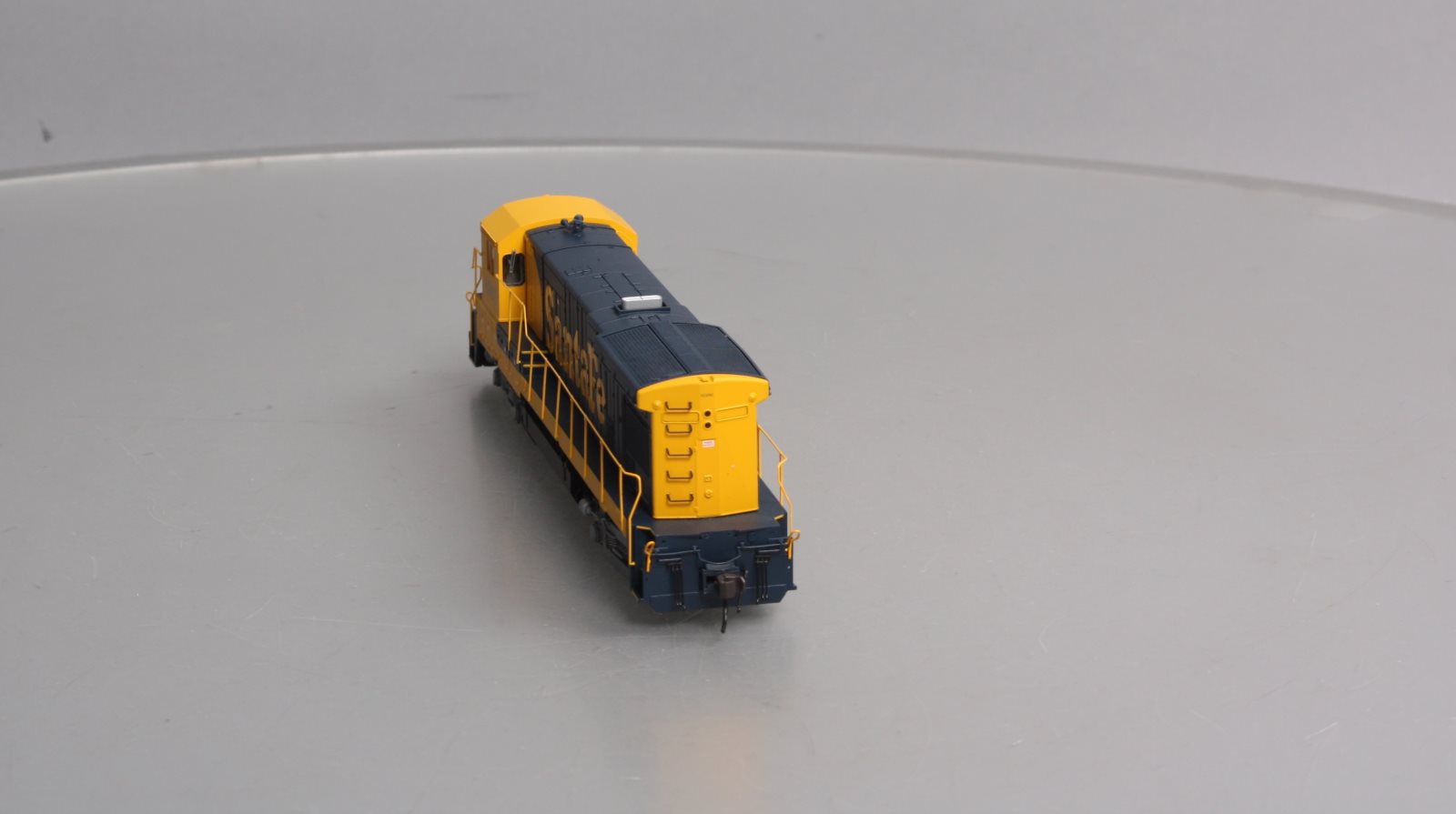 Atlas 8190 HO Santa Fe Low-Nose B23-7 Diesel Locomotive w/DCC/Sound #6381