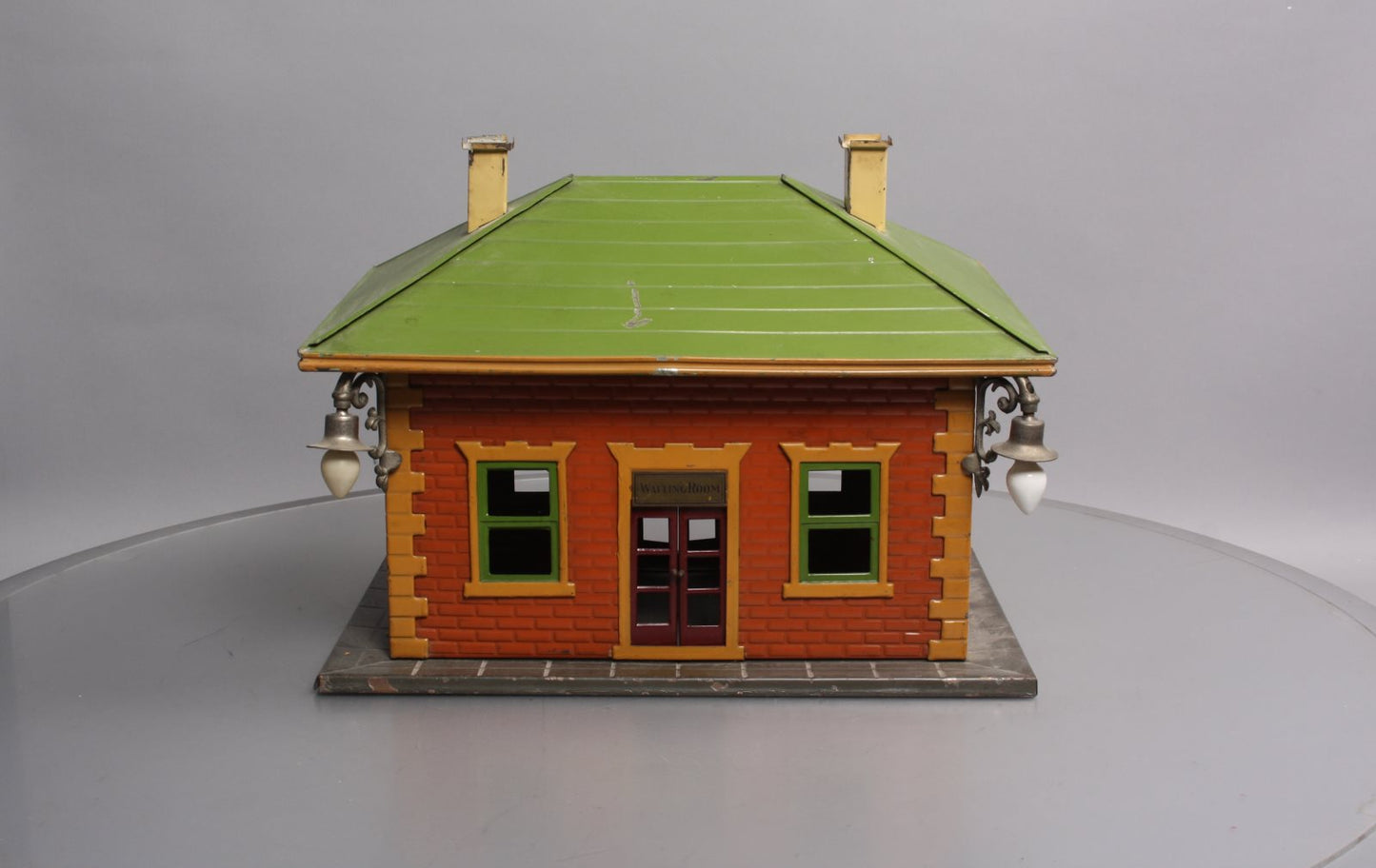 Lionel 124 Vintage Standard Gauge Lionel City Tinplate Station w/ Lights VG