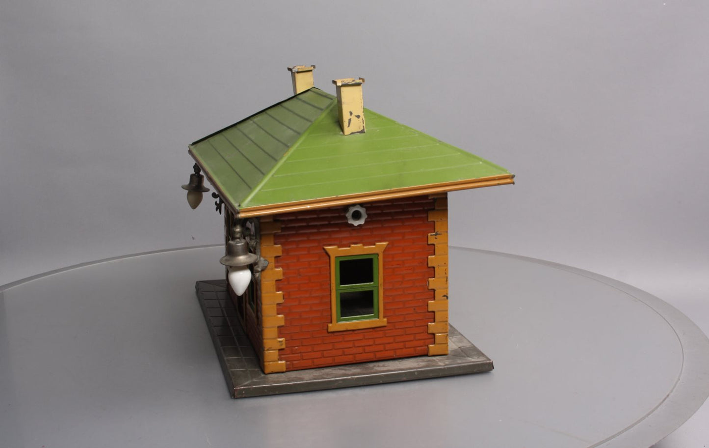 Lionel 124 Vintage Standard Gauge Lionel City Tinplate Station w/ Lights VG